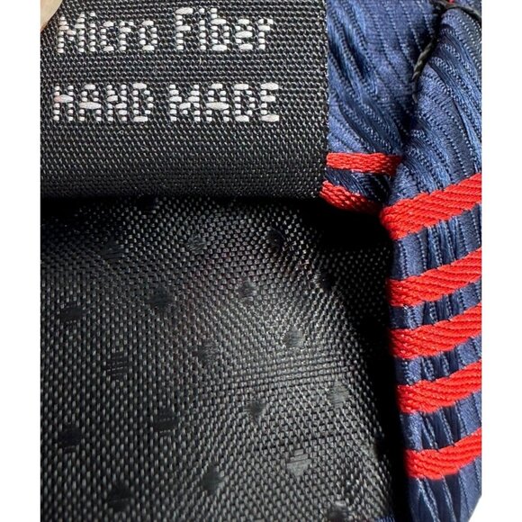 Gianfranco Italy Red & Navy Blue Striped Microfiber Mens Tie Business Work - Picture 7 of 7